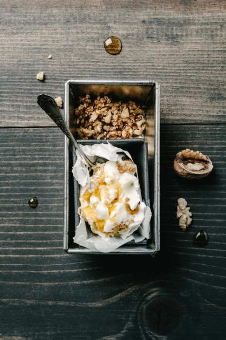 Foto de helado con nueces
